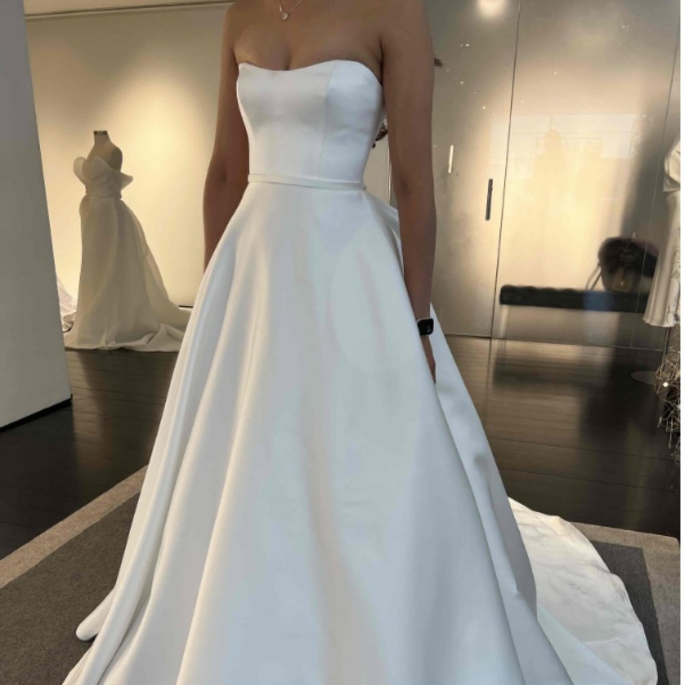 Amsale Helena (made strapless)